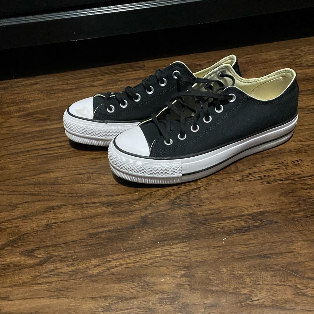 Converse Black Low-Top Sneakers. Double Platform